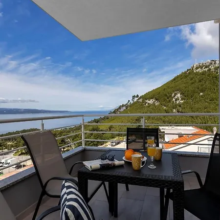 Mery Apartment Makarska